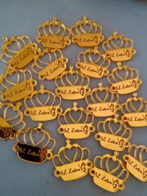 Label Akrilik Custom Bentuk